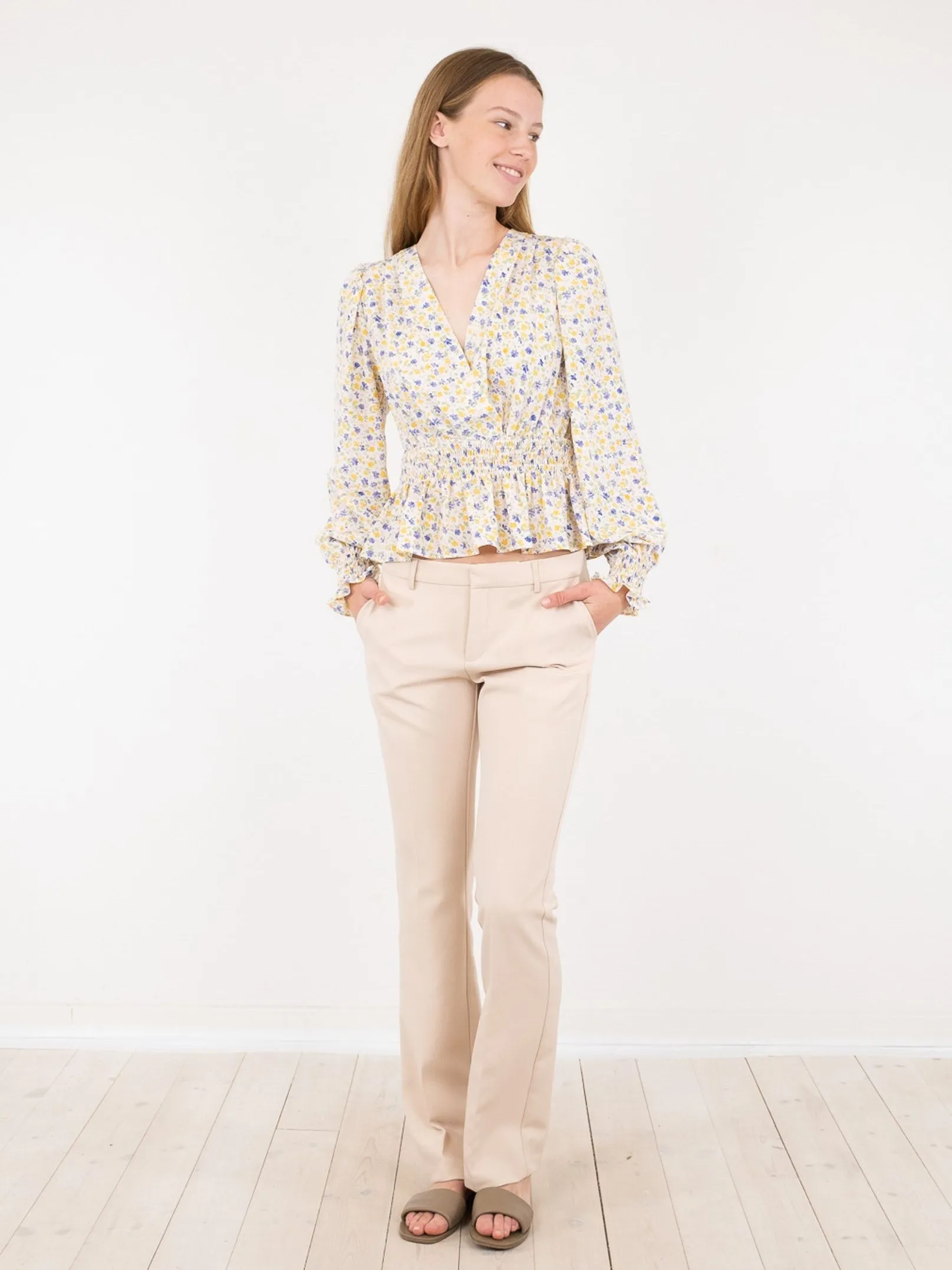 Amara Lush Flower Blouse - Light Blue