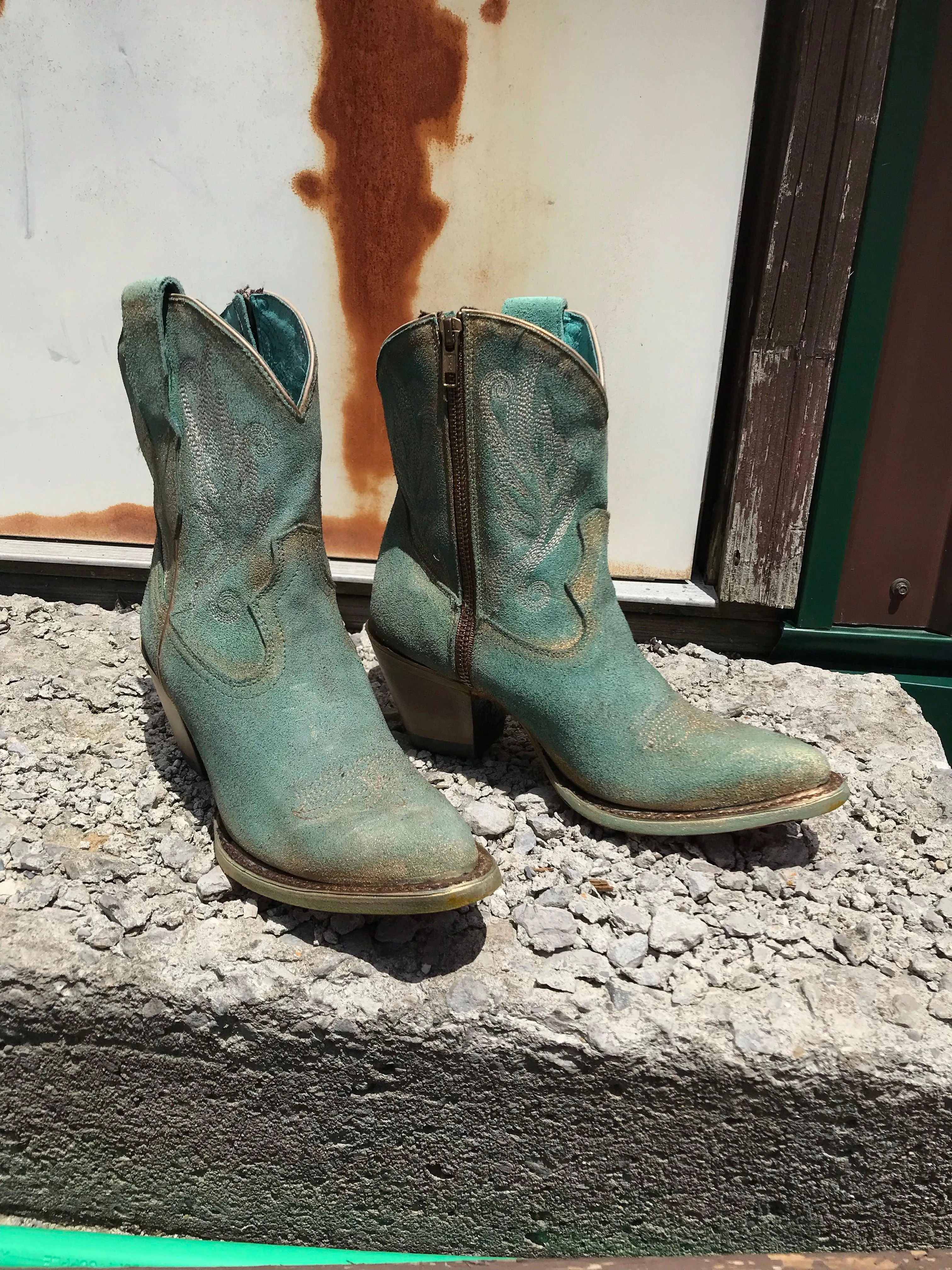 Corral Women's Mint J Toe Ankle Cowgirl Boots A4256