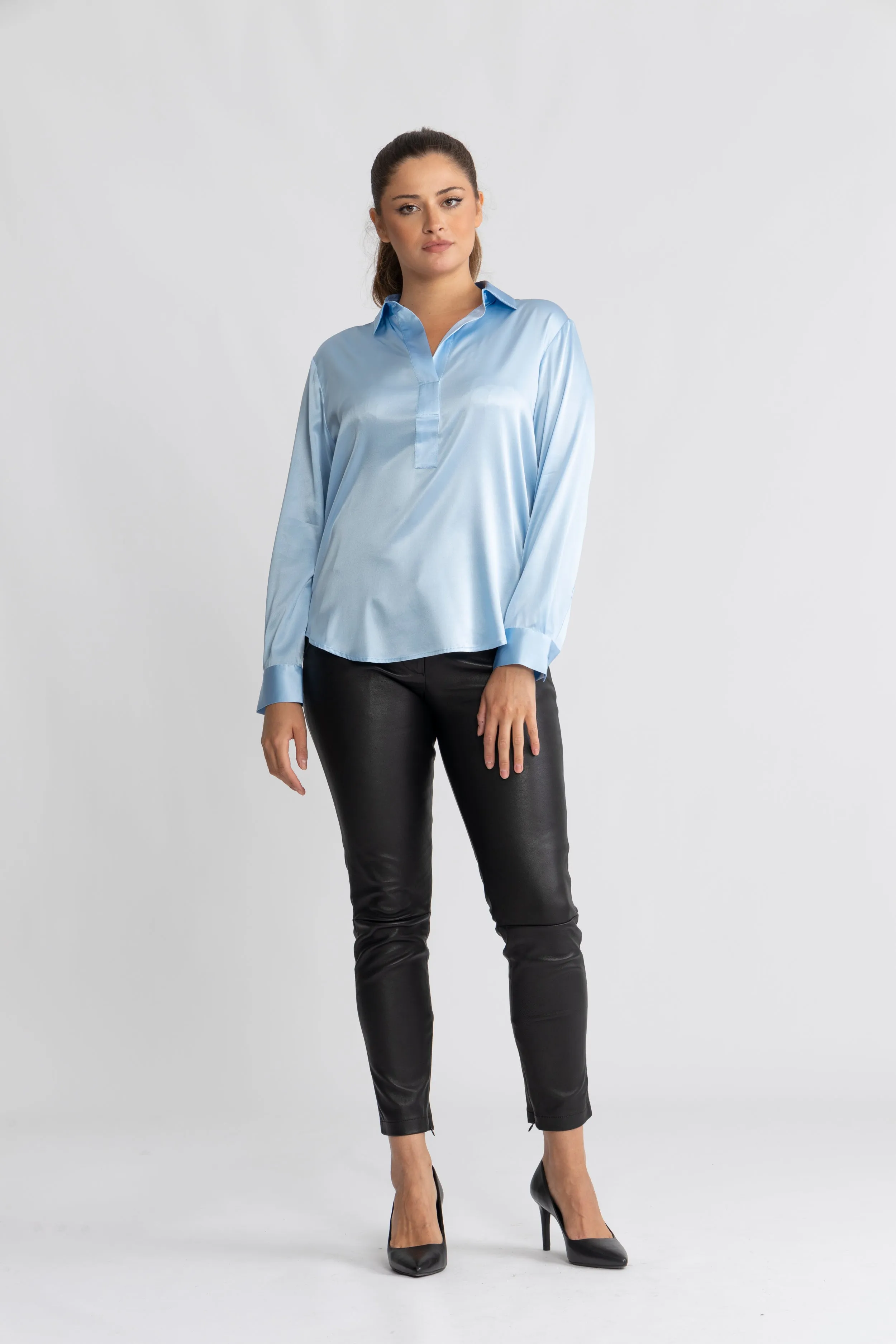 Leia Blouse - Light Blue