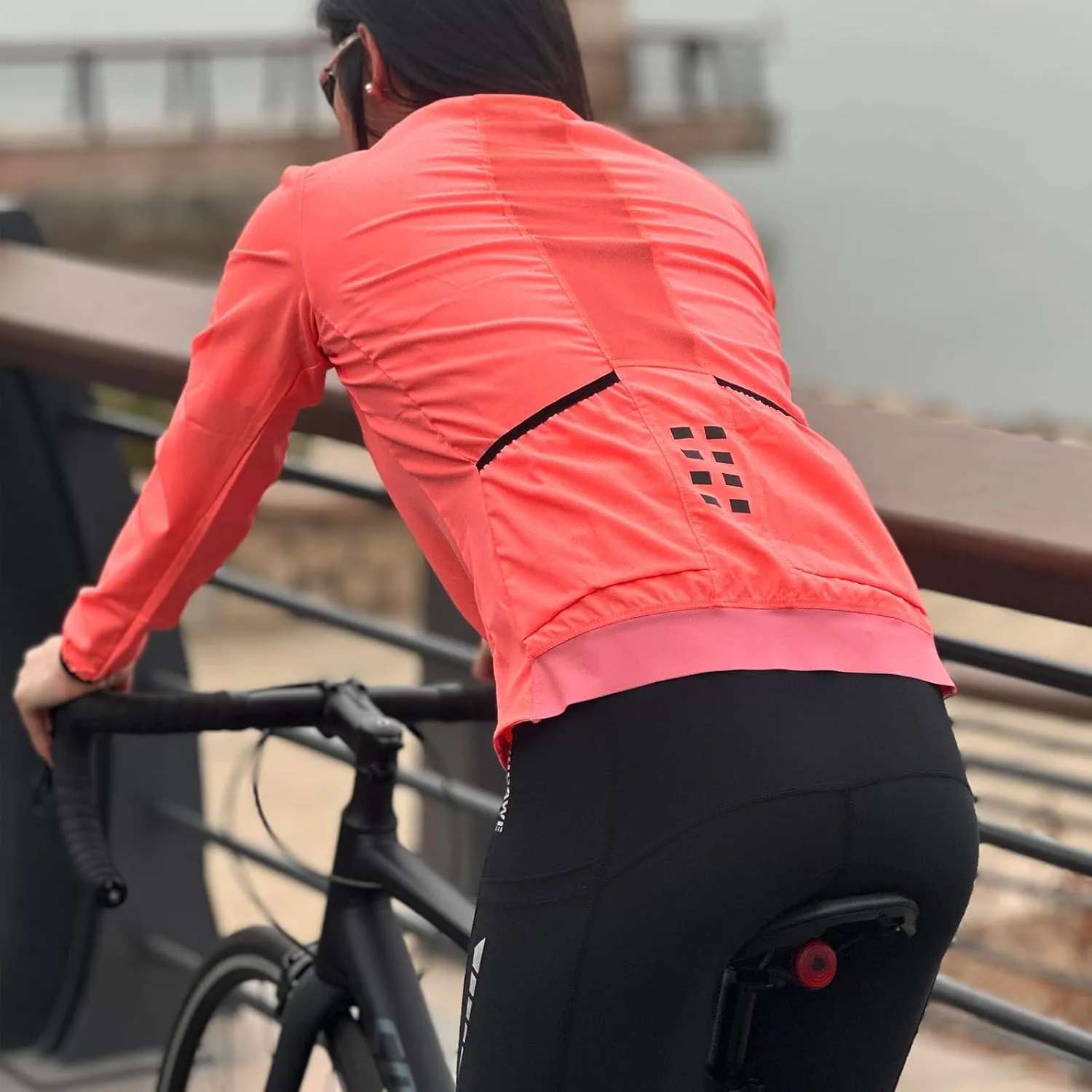 WOSAWE Women's Cycling Jacket Lightweight Breathable Mountain Bike Tops Running Sports Coat